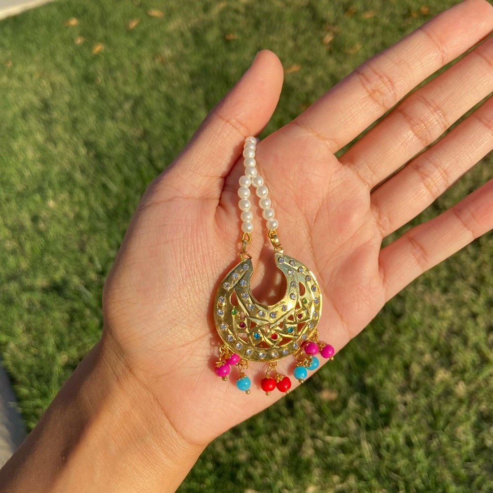 Elegant Gold and Multicolor Indian Tikka